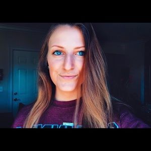 Meet your Posher, Kaitlin